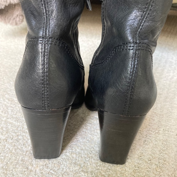 New FRYE Patty Artisan Zip Black Leather Ankle Boot 7.5M - Picture 4 of 7